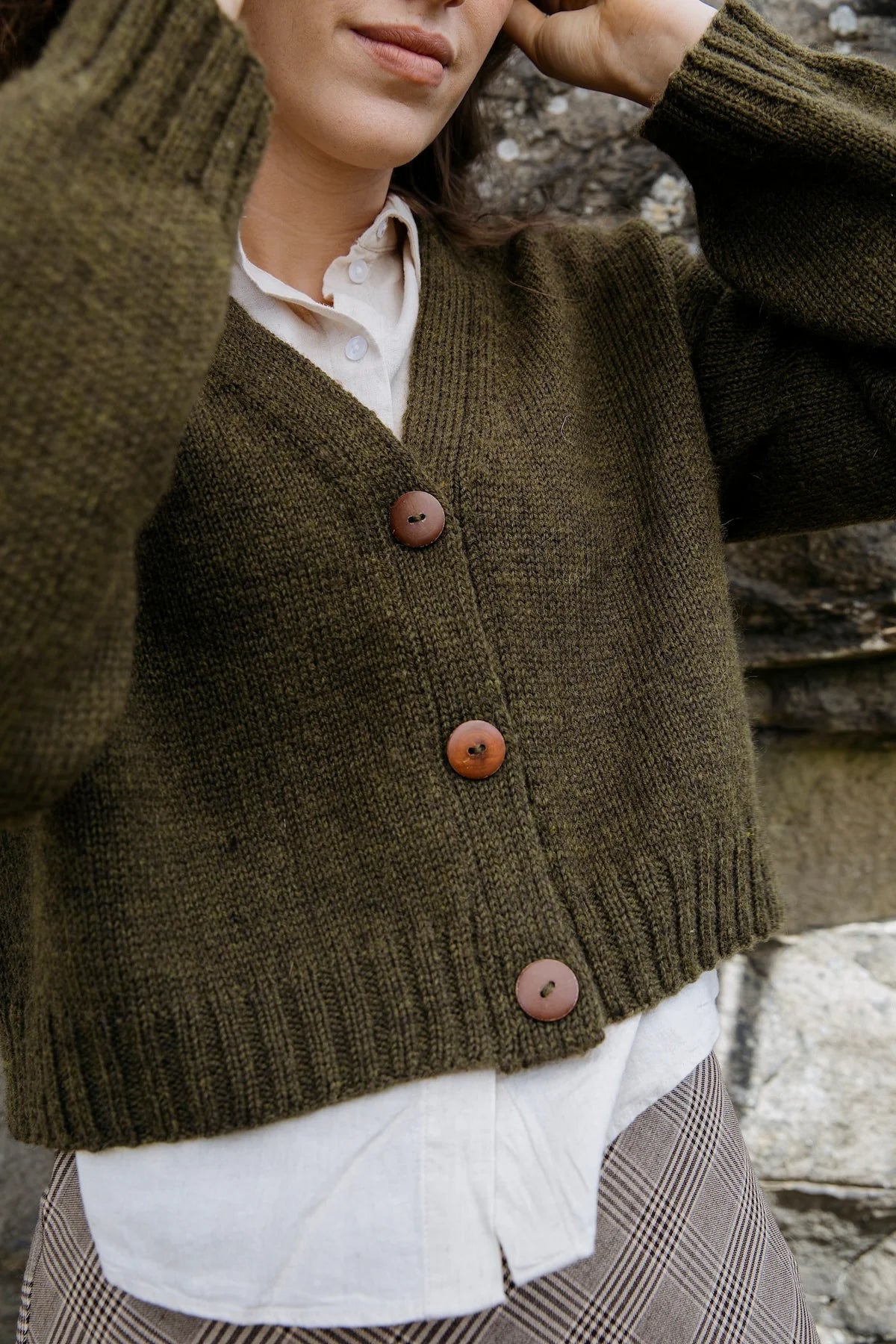 Mosspath cardigan van Laine/Jonna Helin - Zat 05/09, 19/09, 03/10 en 31/10 van 14u tot 17u