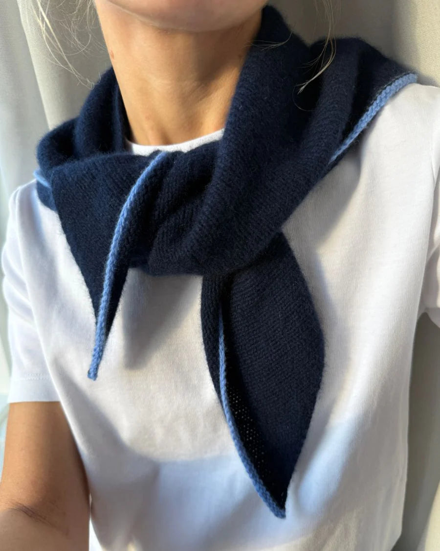 Uma scarf