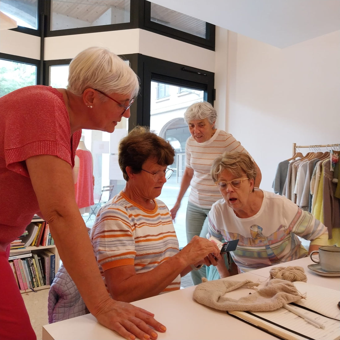 Leren breien voor beginners: waarom starten in een kleine groep het verschil maakt