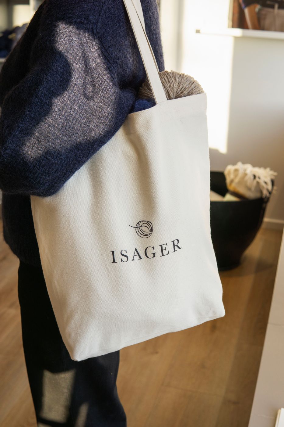 Tote bag