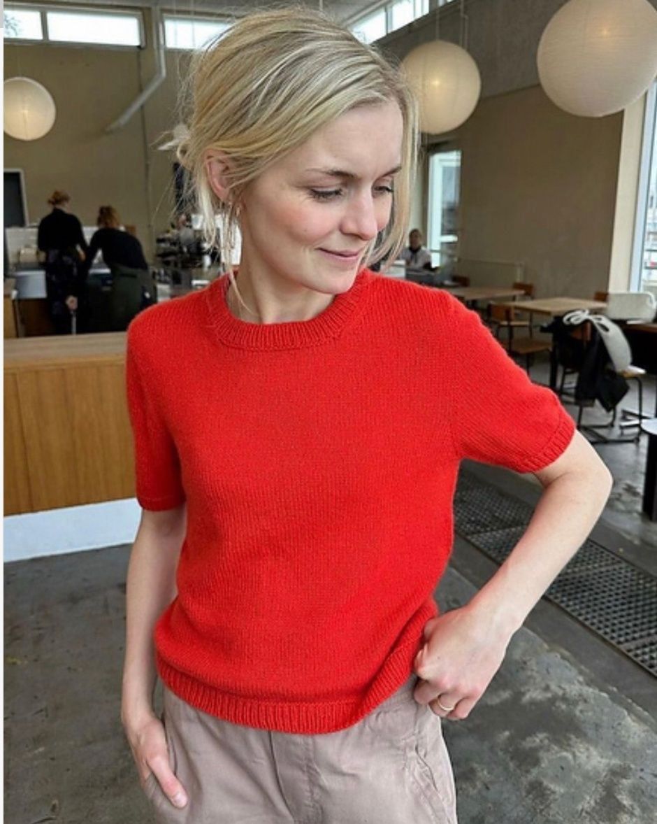 Poppy tee
