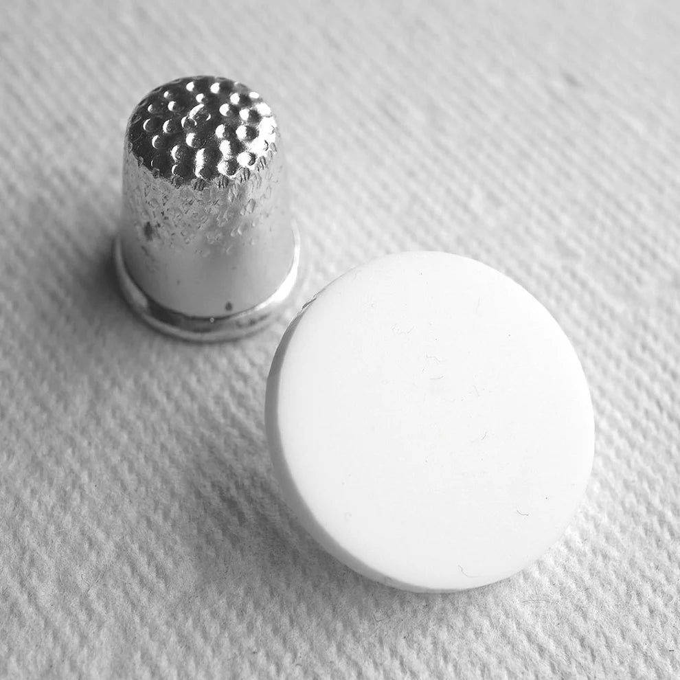 Snow white Button